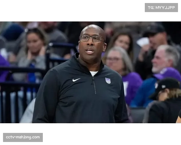 官方：迈克·布朗与国王队达成三年续约合同